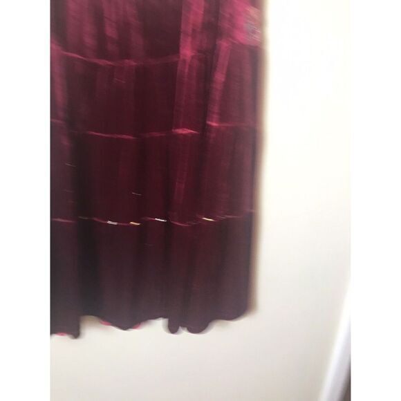 Lapis Women's‎ Boho  Wine Colored Velvet MIDI Skirt Size Large - Picture 5 of 5